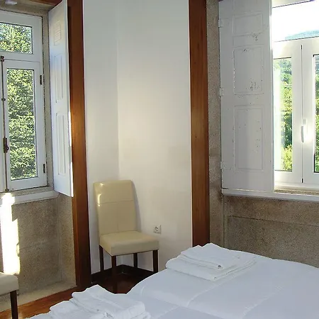 Casa De Figueiro *